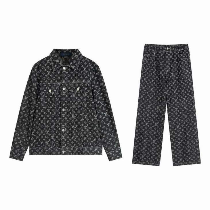 Picture of LV Sweater Suits _SKULVS-XLaztx879841136